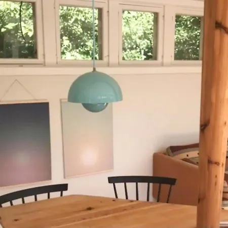 Extend The Snug Summer Evenings In The Orangery 度假居 Melby