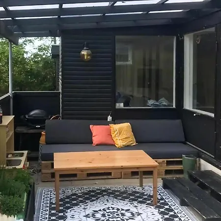 Feriehus Extend The Snug Summer Evenings In The Orangery Melby